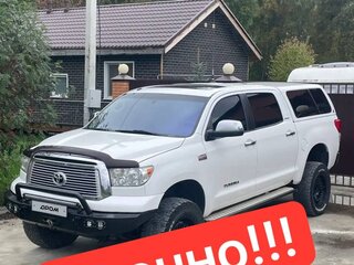 2011 Toyota Tundra CrewMax II, белый, 3870000 рублей, вид 5
