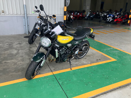 2023 Kawasaki Z 900RS, жёлтый, 1060000 рублей, вид 2