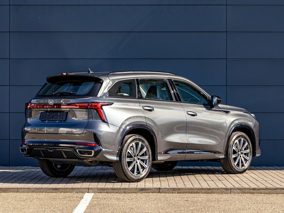 2024 Changan CS75 Plus III, серый, 2395000 рублей - вид 5