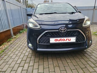 2020 Toyota Sienta II Рестайлинг, чёрный, 1550000 рублей, вид 2