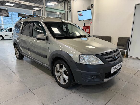 2019 Lada (ВАЗ) Largus Cross I, бежевый, 645000 рублей - вид 1