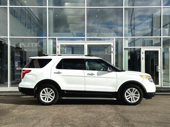 2015 Ford Explorer V Рестайлинг, белый, 1990000 рублей - вид 8
