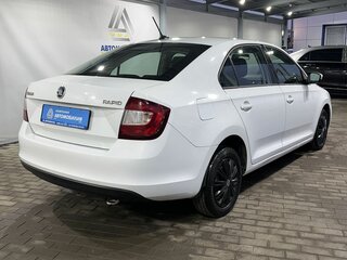 2018 Skoda Rapid I Рестайлинг, белый, 979000 рублей, вид 5