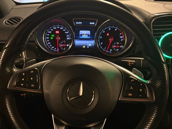 2017 Mercedes-Benz GLE Coupe 400 I (C292), чёрный, 3950000 рублей - вид 7