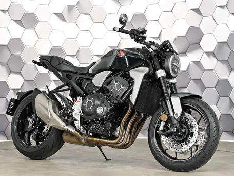 2018 Honda CB 1000R, чёрный, 975000 рублей, вид 1