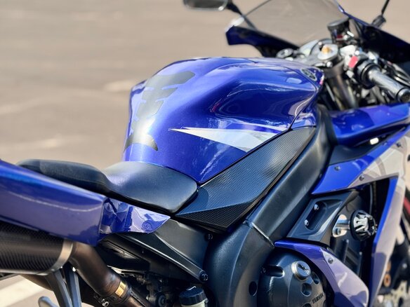 2004 Yamaha YZF-R1, синий, 530000 рублей - вид 12