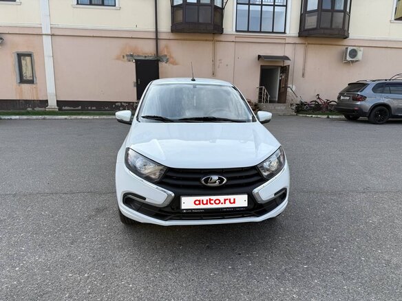 2025 Lada (ВАЗ) Granta I Рестайлинг, белый, 830000 рублей - вид 2