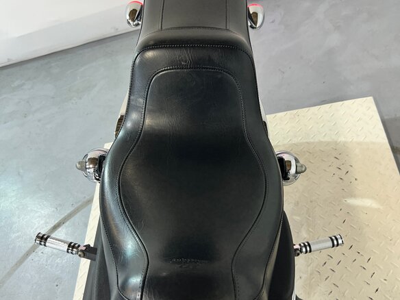 2008 Harley-Davidson Fat Bob, чёрный, 570000 рублей - вид 8