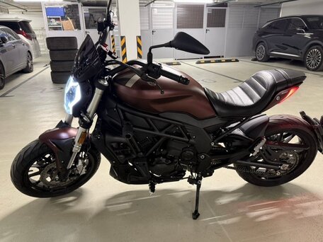 2024 Benelli 502 C, красный, 410000 рублей, вид 4