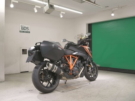 2019 KTM 1290 Super Duke GT, золотистый, 851000 рублей, вид 4