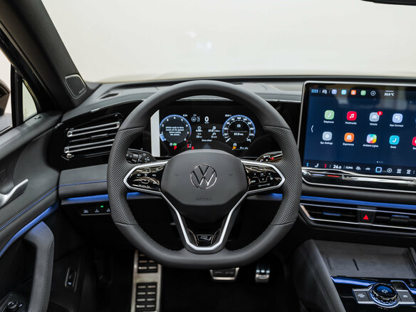 2026 Volkswagen Tiguan L Pro III (China Market), чёрный, 5250000 рублей - вид 9