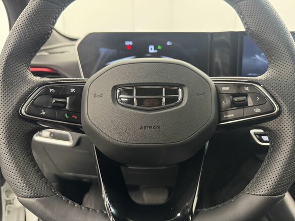 2024 Geely Coolray I Рестайлинг, белый, 2250000 рублей - вид 13