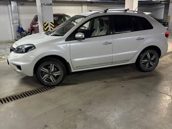 2013 Renault Koleos I Рестайлинг 2, белый, 1050000 рублей - вид 4