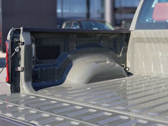 2026 Ram 1500 Crew Cab V Рестайлинг, зелёный - вид 16