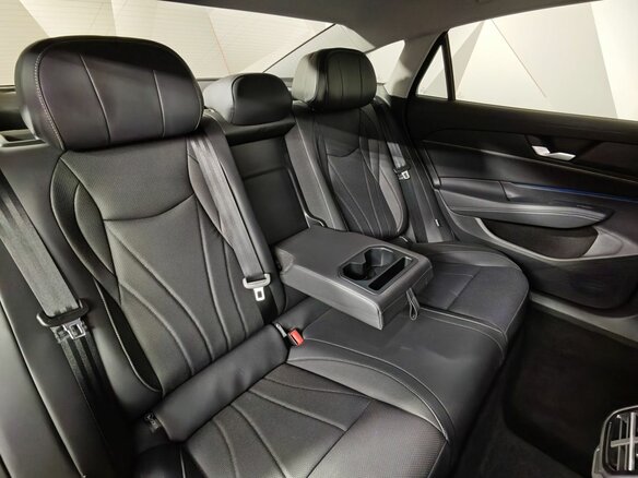 2026 Volkswagen Passat (North America and China) Pro I, чёрный, 4200000 рублей - вид 16