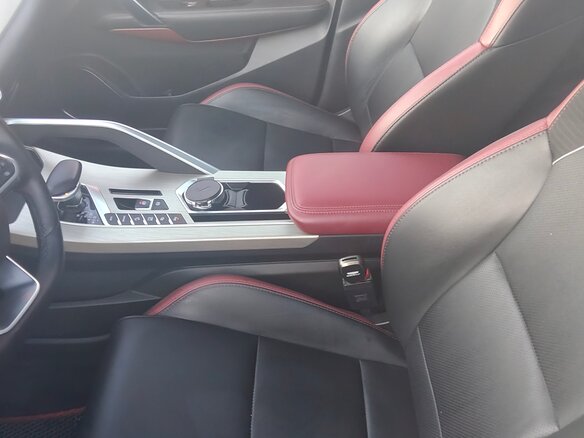 2023 Geely Coolray I, серый, 1820000 рублей - вид 12