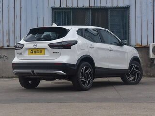 2026 Nissan Qashqai II Рестайлинг 2, серый, 2350000 рублей, вид 4