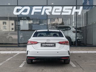 2020 Hyundai Solaris II Рестайлинг, белый, 1289000 рублей, вид 4