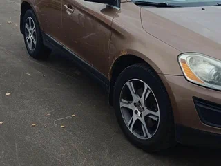 2013 Volvo XC60 I, коричневый, 800000 рублей, вид 2