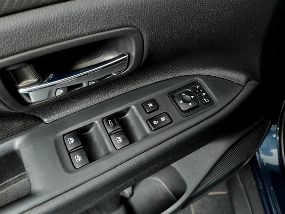 2018 Mitsubishi Outlander III Рестайлинг 2, синий, 1525000 рублей - вид 19