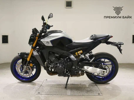 2024 Yamaha MT-09 (FZ-09), чёрный, 1399000 рублей, вид 2