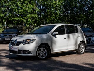2014 Renault Sandero II, белый, 535001 рублей, вид 1