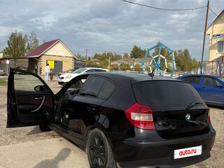 2006 BMW 1 серии 116i I (E81/E82/E87/E88), чёрный, 600000 рублей, вид 5