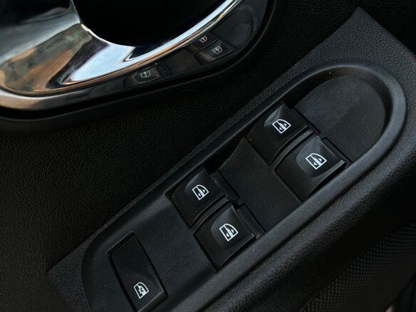 2015 Renault Duster I Рестайлинг, серебристый, 799000 рублей - вид 15
