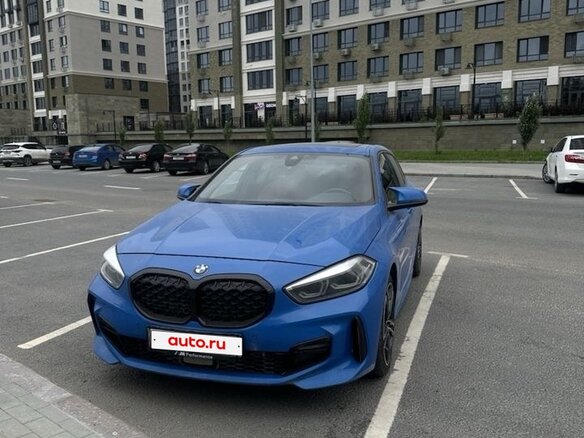 2021 BMW 1 серии 118d III (F40), синий, 3500000 рублей - вид 4