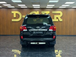 2014 Toyota Land Cruiser 200 Series Рестайлинг 1, чёрный, 3881660 рублей, вид 5