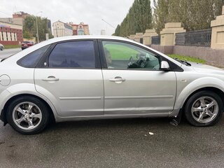 2006 Ford Focus II, серебристый, 420000 рублей, вид 3