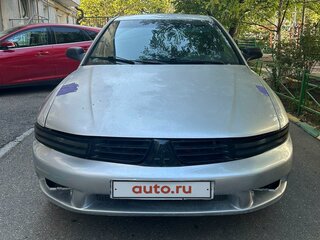 2002 Mitsubishi Galant VIII Рестайлинг, серебристый, 470000 рублей, вид 3