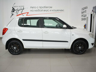 2012 Skoda Fabia II Рестайлинг, белый, 549000 рублей, вид 3