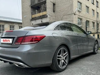 2015 Mercedes-Benz E-Класс 200 IV (W212, S212, C207) Рестайлинг, серый, 1999000 рублей, вид 1