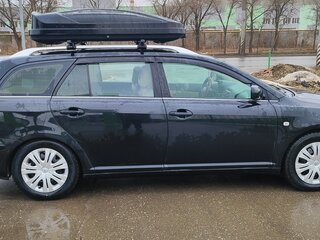 2004 Toyota Avensis II, чёрный, 740000 рублей, вид 4