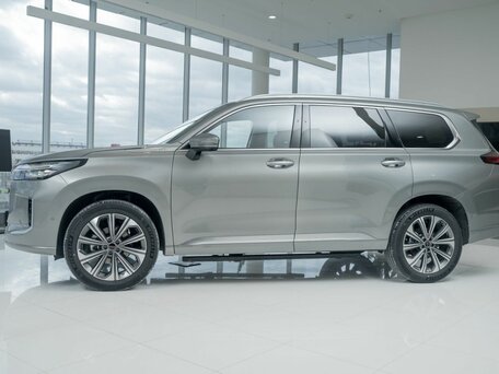 2025 Exeed VX I Рестайлинг, серебристый, 5706015 рублей, вид 3
