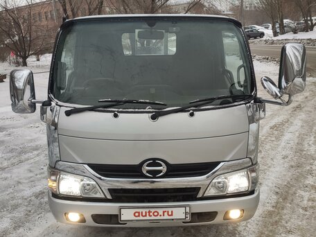 2015 Hino Series 300 (Dutro), серебристый, 3120000 рублей, вид 1
