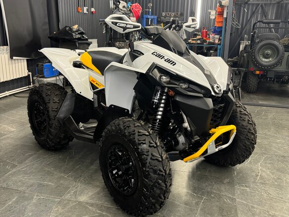 2023 BRP Can-Am Renegade 1000, серый, 2400000 рублей - вид 1