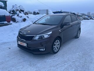 2016 Kia Rio III Рестайлинг, коричневый, 999999 рублей, вид 1