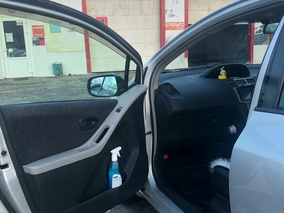 2008 Toyota Vitz II (XP90), серый, 620000 рублей - вид 10