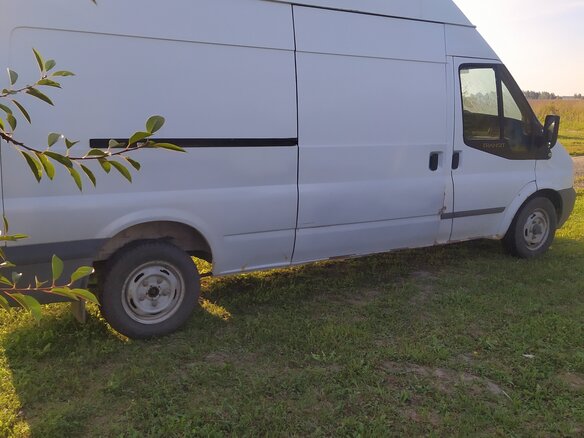 2010 Ford Transit, белый, 1150000 рублей - вид 3
