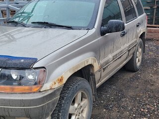 1999 Jeep Grand Cherokee II (WJ), серебристый, 750000 рублей, вид 1