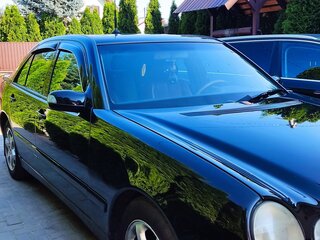 2001 Mercedes-Benz E-Класс 220 II (W210, S210) Рестайлинг, чёрный, 669463 рублей, вид 2