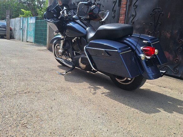 2009 Harley-Davidson Road Glide, синий, 1000000 рублей - вид 9