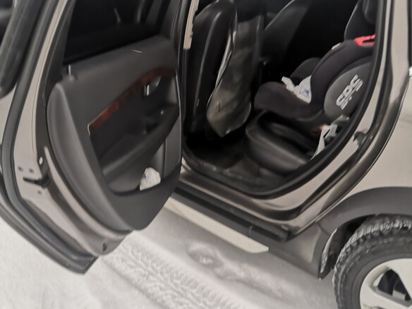 2011 Volvo XC70 II, коричневый - вид 12