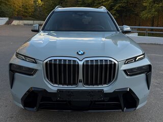 2023 BMW X7 40d I (G07) Рестайлинг, серый, 9500000 рублей, вид 3