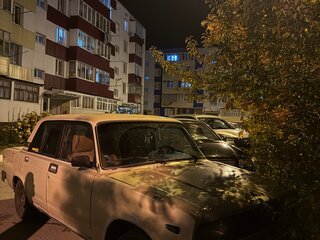 1986 Lada (ВАЗ) 2105 4-speed, бежевый, 100000 рублей, вид 3