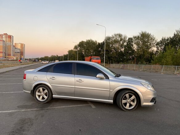 2008 Opel Vectra C Рестайлинг, серебристый, 550000 рублей - вид 3