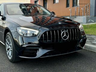 2017 Mercedes-Benz E-Класс 200 V (W213, S213, C238), чёрный, 2499000 рублей, вид 1