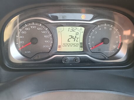 2014 Suzuki Burgman (SkyWave) 650, белый, 630000 рублей, вид 2